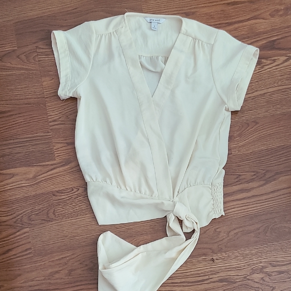 Nine West Silky Cream Short Sleeve Wrap Blouse Waist Tie